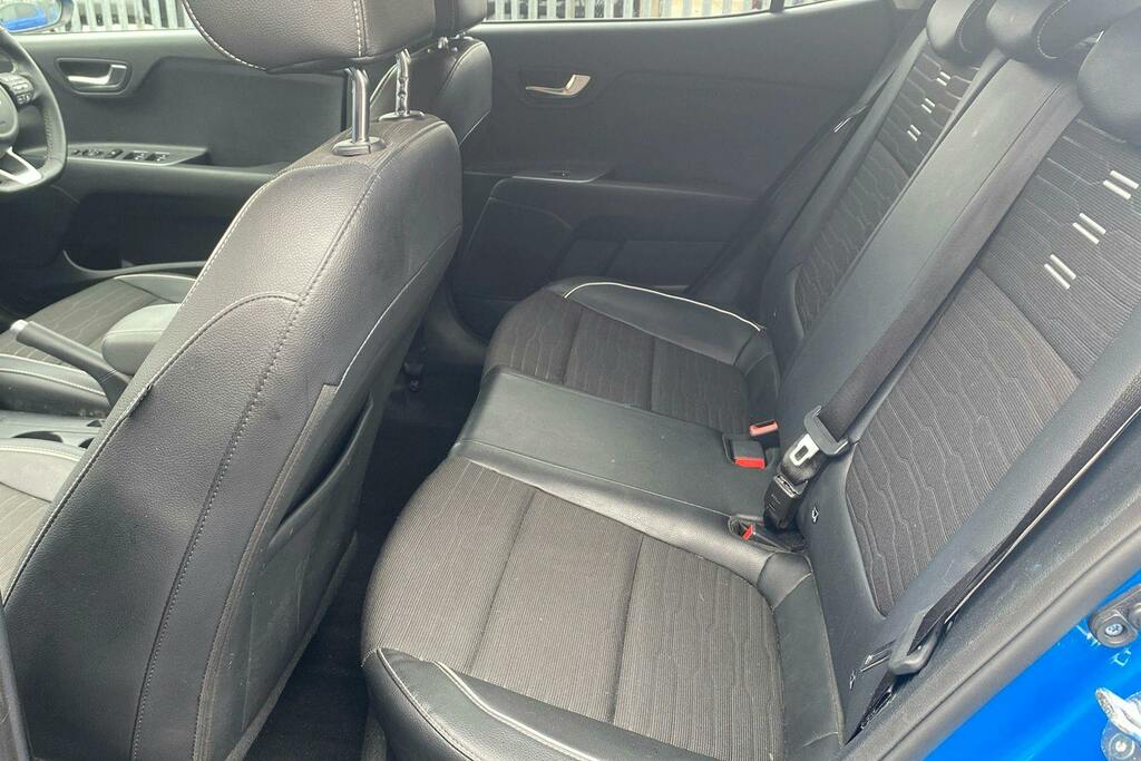 Kia Stonic 1.0 T Gdi Mhev Gt Line S Suv Hybrid Dct EJ73UFR Blue #4