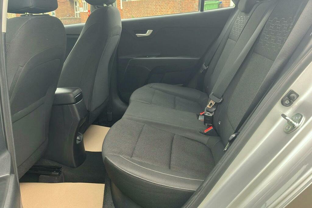 Kia RIO 1.2 2 Hatchback LY23CSU Silver #4