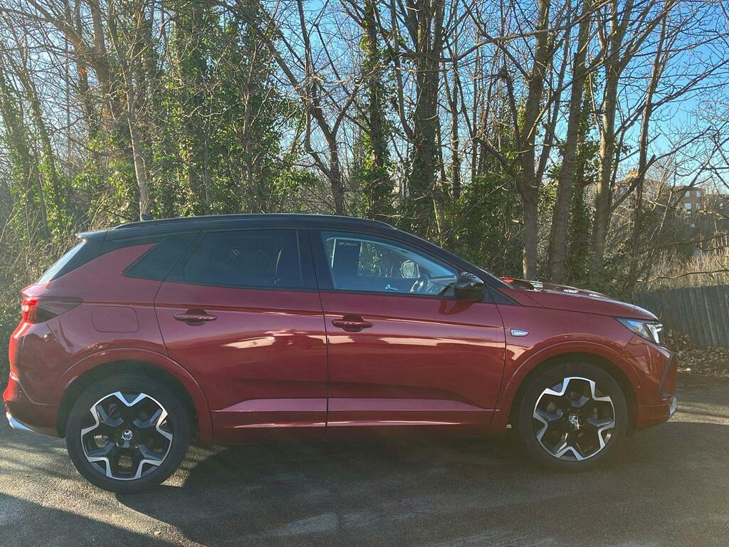 Vauxhall Grandland 1.2 Turbo Ultimate Suv LV72OJO Red #2