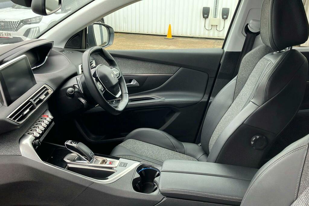 Peugeot 5008 1.2 Puretech Gpf Allure Suv Eat GK20YSD White #3