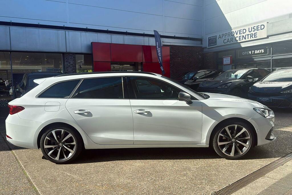 Seat Leon 1.5 Etsi Mhev Fr Estate Hybrid Dsg White #5