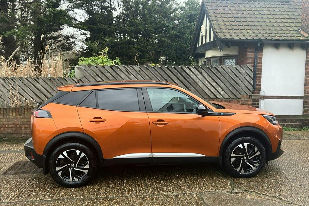 Peugeot e-2008 50Kwh Allure Premium Suv Orange #5