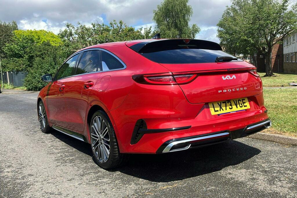 Kia Proceed 1.5 T Gdi Gt Line S Shooting Brake Dct Red #2