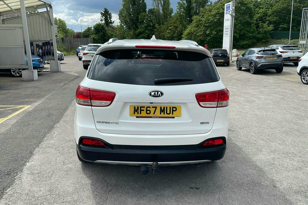 Kia Sorento 2.2 Crdi Kx 2 Suv Awd White #6