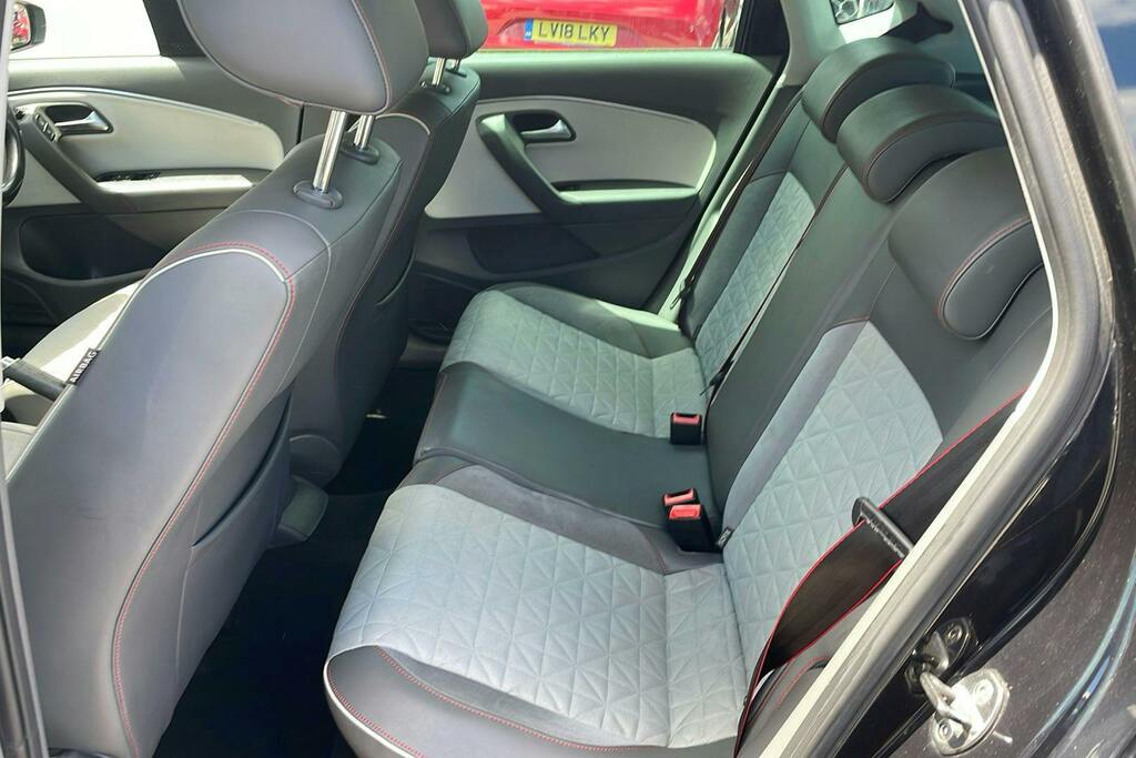 Volkswagen Polo 1.0 Beats Hatchback LF67DTV Black #4