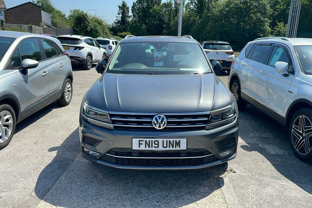 Volkswagen Tiguan 1.5 Tsi Evo Sel Suv Dsg FN19UNM Grey #4