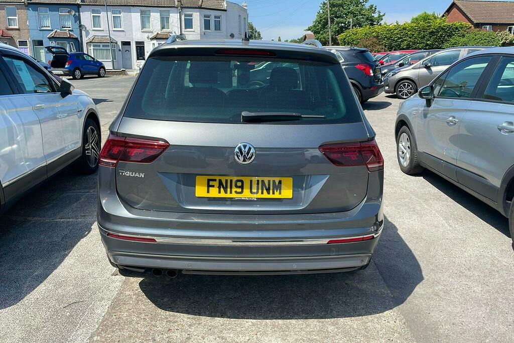 Volkswagen Tiguan 1.5 Tsi Evo Sel Suv Dsg FN19UNM Grey #3