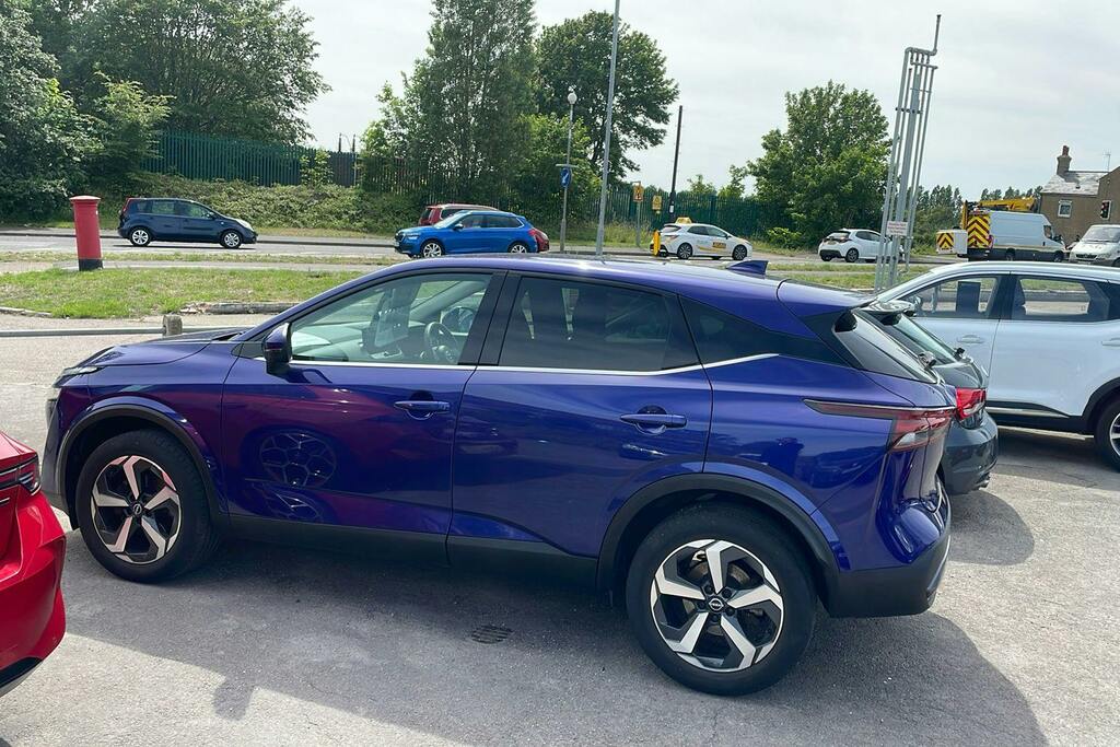 Nissan Qashqai 1.3 Dig T Mhev N Connecta Suv Hybrid Ma YB72RRX Blue #5