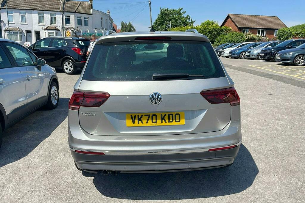 Volkswagen Tiguan 2.0 Tdi Sel Suv Dsg VK70KDO Silver #3