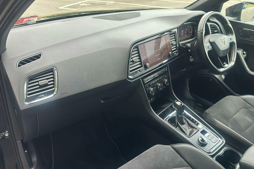 Seat Ateca 2.0 Tsi Suv Dsg 4Drive Black #3