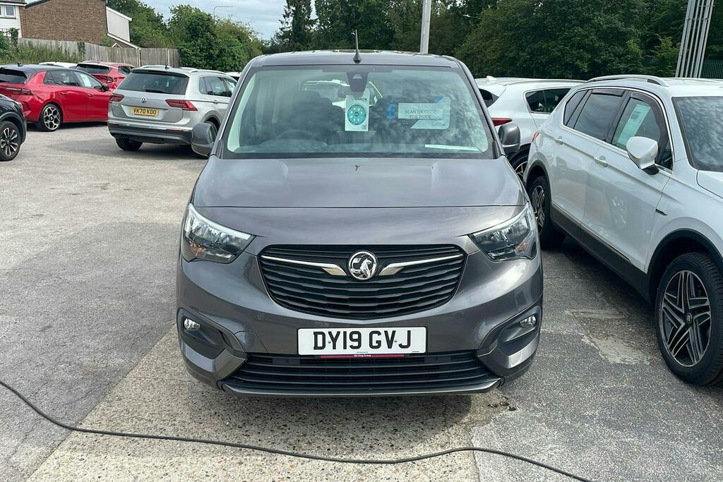 Vauxhall Combo Life 1.2 Turbo Gpf Energy Mpv DY19GVJ Grey #4
