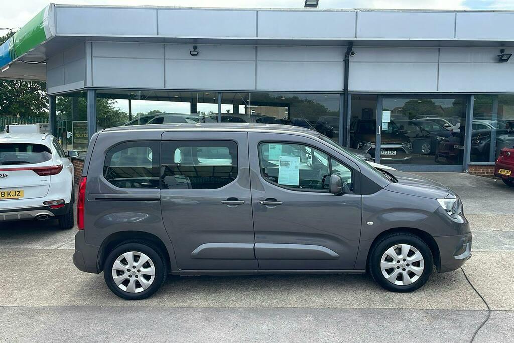 Vauxhall Combo Life 1.2 Turbo Gpf Energy Mpv DY19GVJ Grey #5