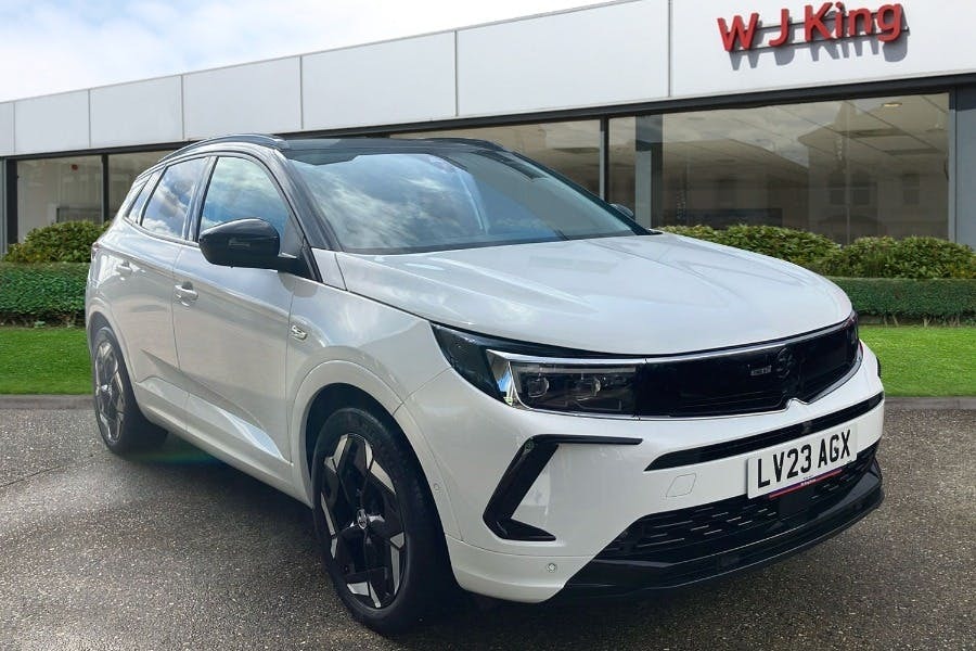 Vauxhall Grandland 1.6 14.2Kwh Gse Suv Plug In Hybrid White