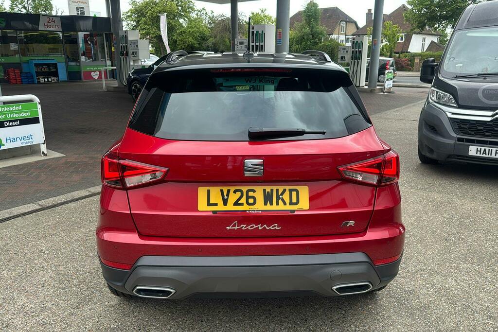 Seat Arona 1.0 Tsi Fr Black Edition Suv Red #6