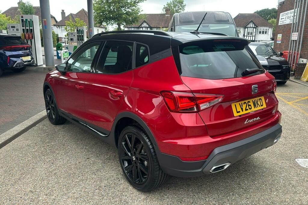 Seat Arona 1.0 Tsi Fr Black Edition Suv Red #2