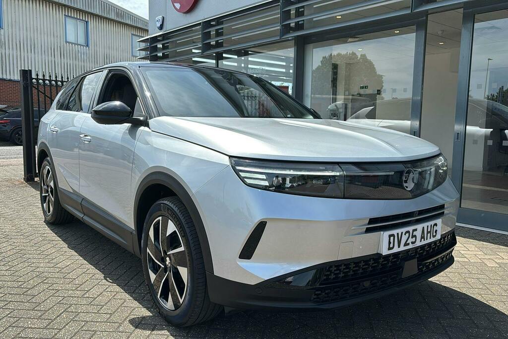 Vauxhall Grandland 1.2 Ultimate Suv Hybrid E Dct Silver