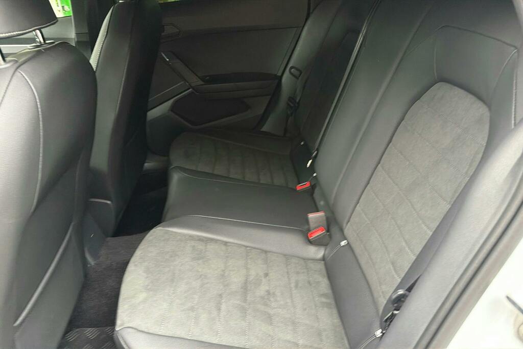 Seat Ibiza 1.0 Tsi Xcellence Lux Hatchback Dsg KR24GKF White #4