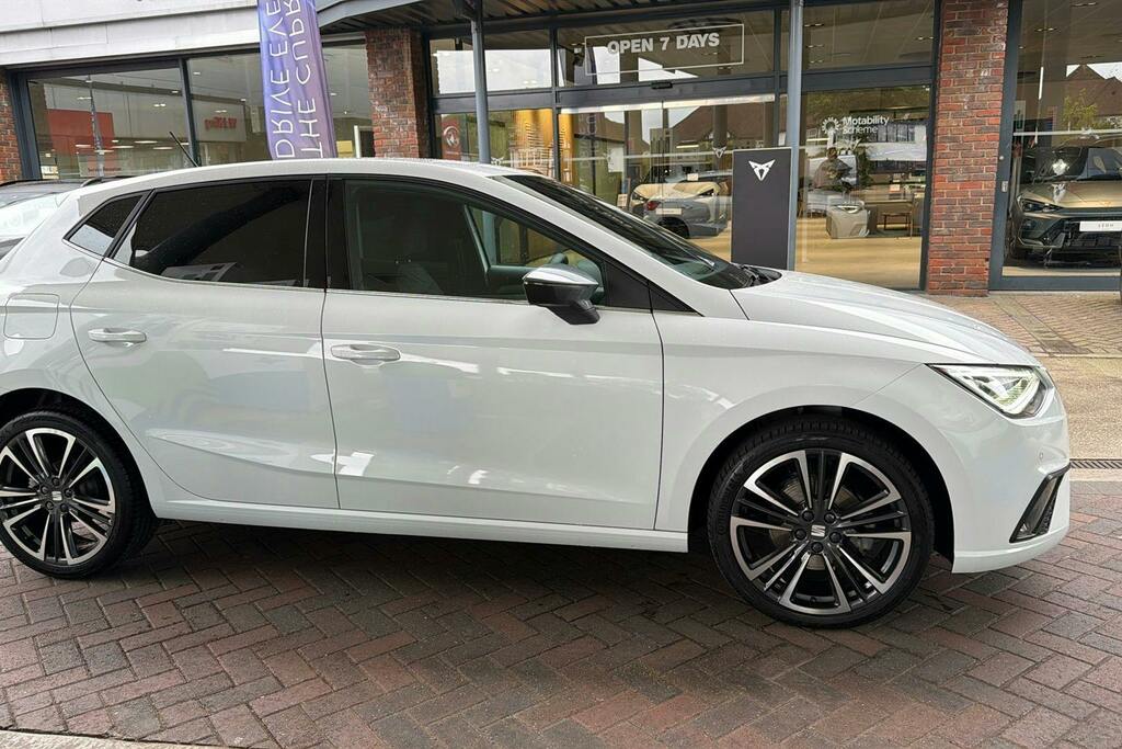 Seat Ibiza 1.0 Tsi Xcellence Lux Hatchback Dsg KR24GKF White #5