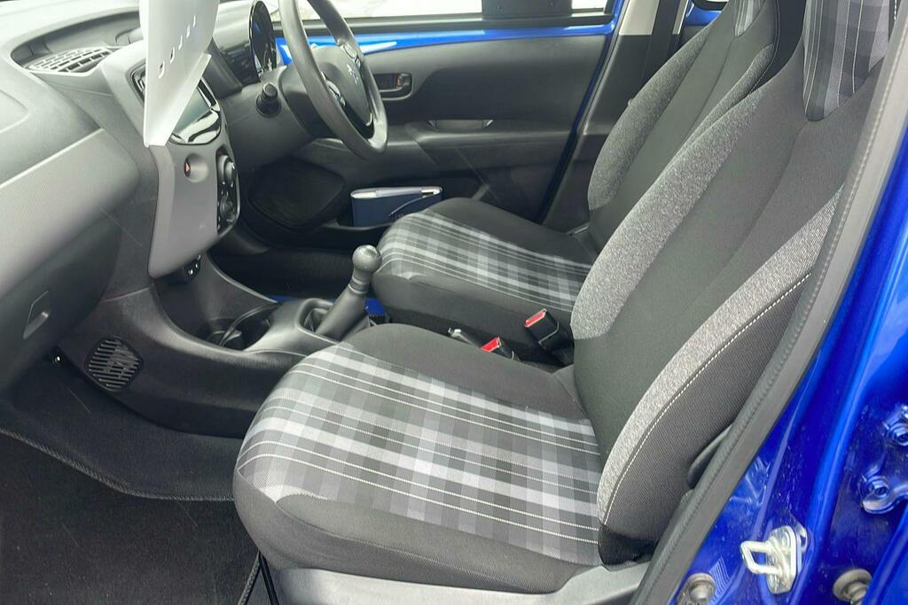 Peugeot 108 1.0 Active Hatchback Blue #3