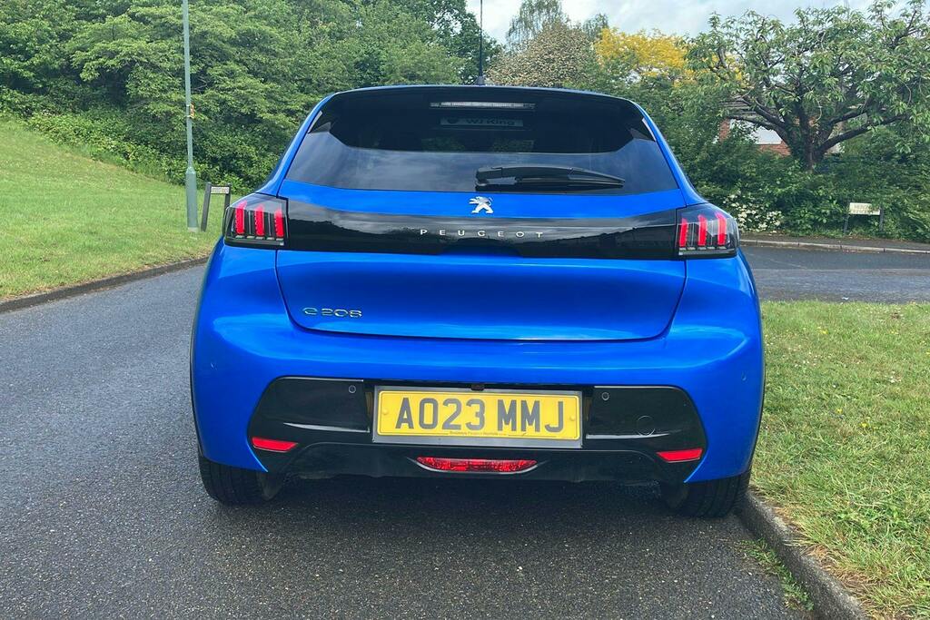 Peugeot e-208 50Kwh Allure Premium Plus Hatchback Blue #6