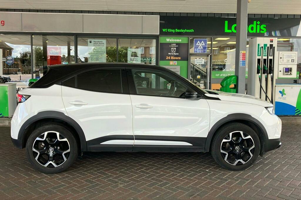 Vauxhall Mokka 1.2 Turbo Ultimate Suv SA23VJP White #5