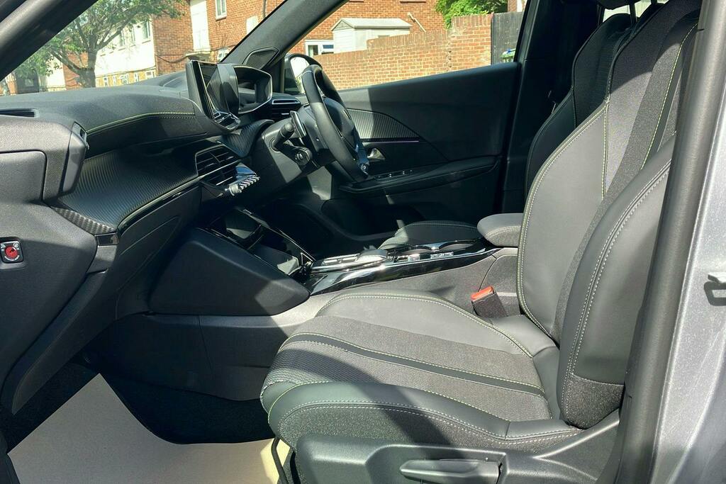 Peugeot 2008 1.2 Gt Suv Hybrid E Dsc6 AF25WZJ Grey #6