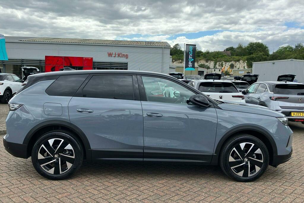 Vauxhall Grandland 1.2 Ultimate Suv Hybrid E Dct Black #5