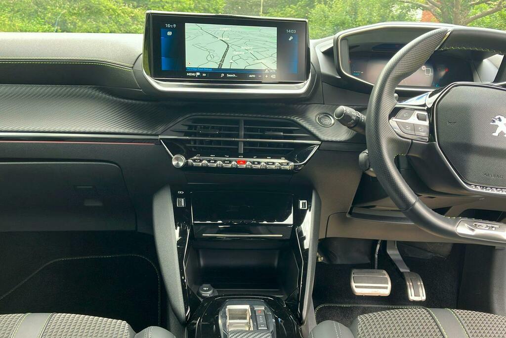 Peugeot 208 1.5 Bluehdi 100 Allure Premium - Reversing C Red #29