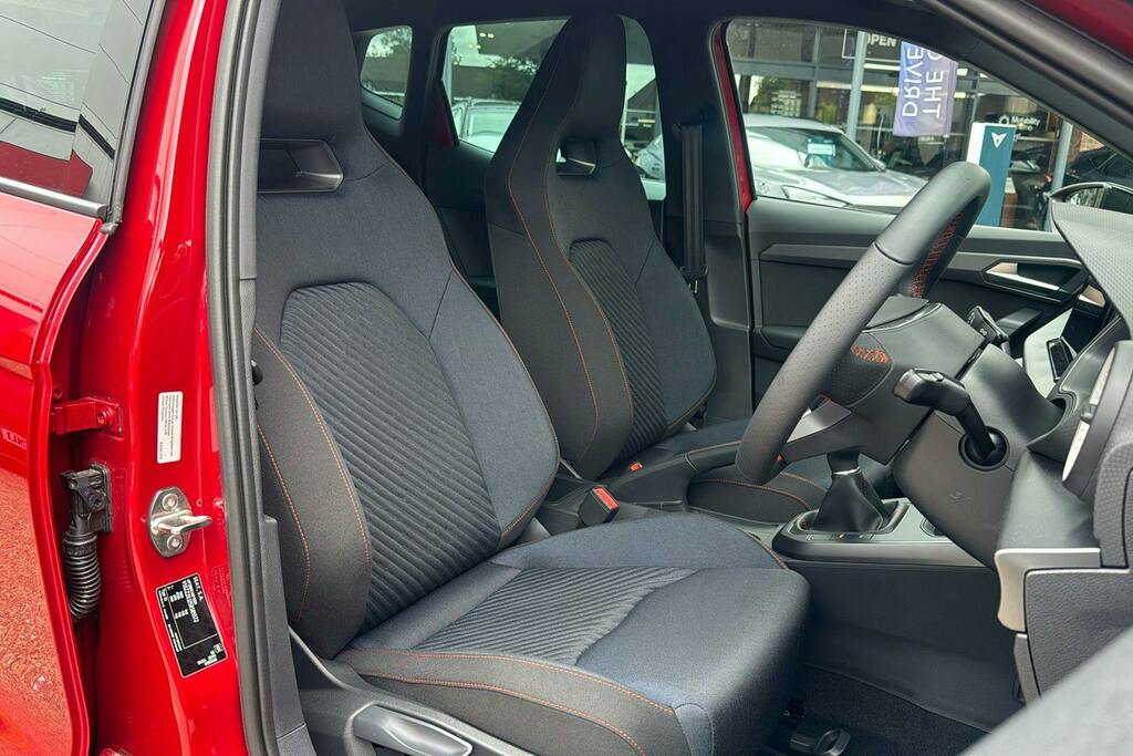 Seat Arona 1.0 Tsi 115 Fr First Edition White #30