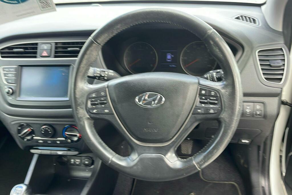 Hyundai I20 1.2 Mpi S Red #13