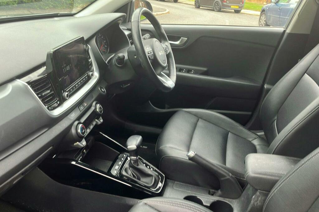 Kia Stonic 1.0 T Gdi Mhev 3 Suv Hybrid Dct Grey #3