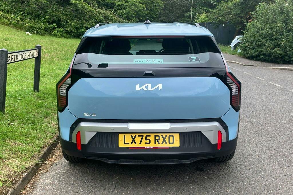 Kia EV3 81.4Kwh Air Suv Blue #6