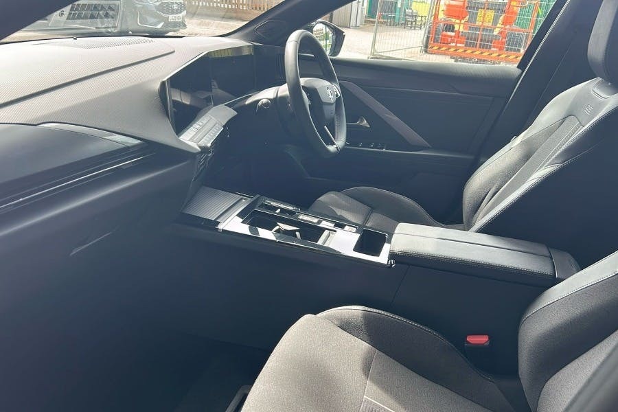 Vauxhall Astra 54Kwh Gs Hatchback DA24EWN Black #3
