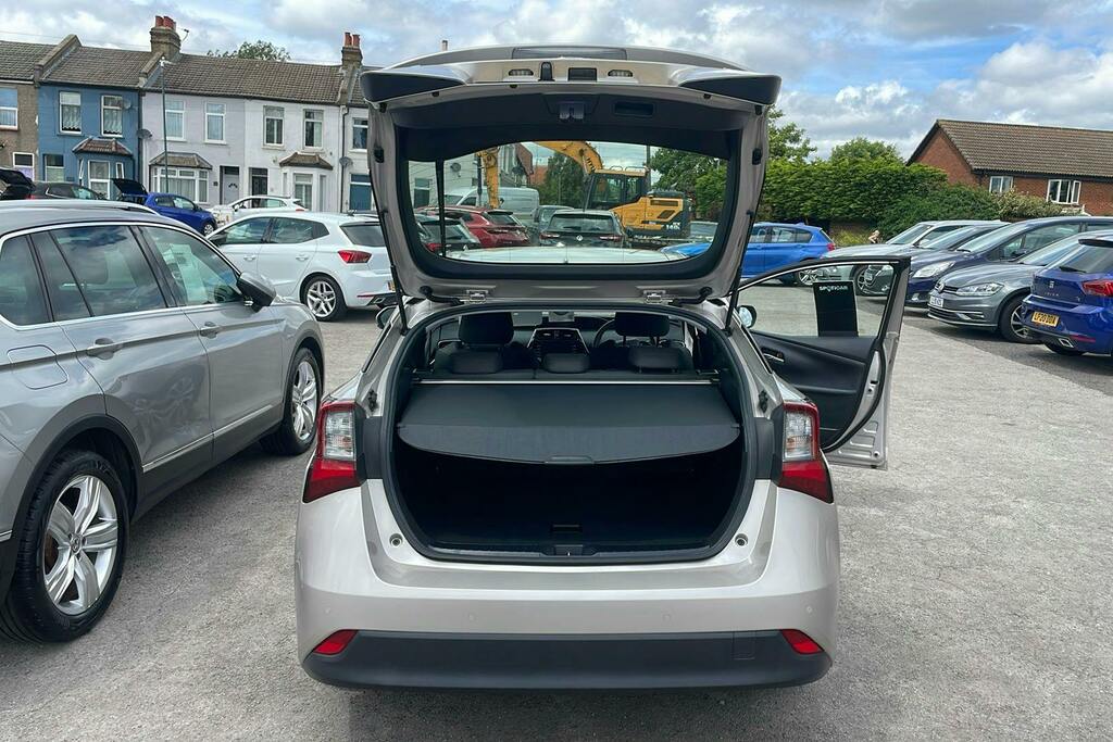 Toyota Prius+ 1.8L Excel Grey #10