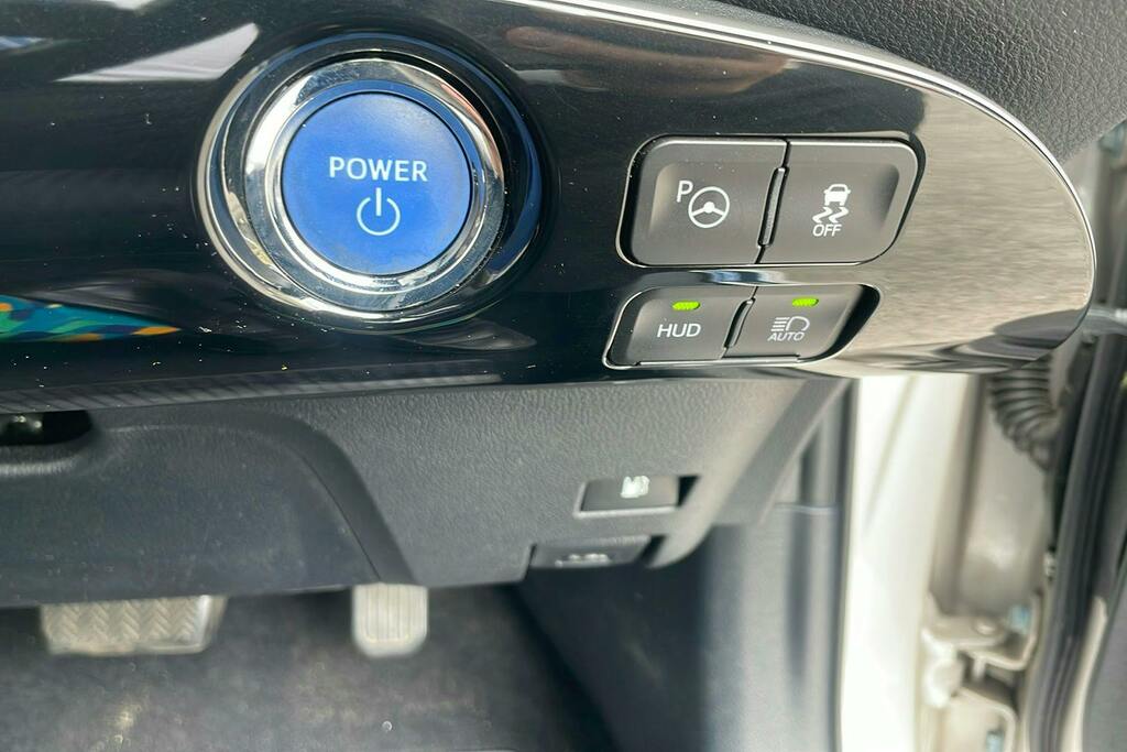 Toyota Prius+ 1.8L Excel Grey #24