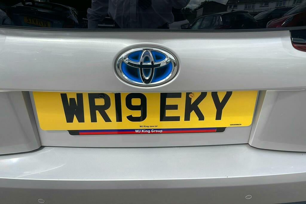 Toyota Prius+ 1.8L Excel Grey #37