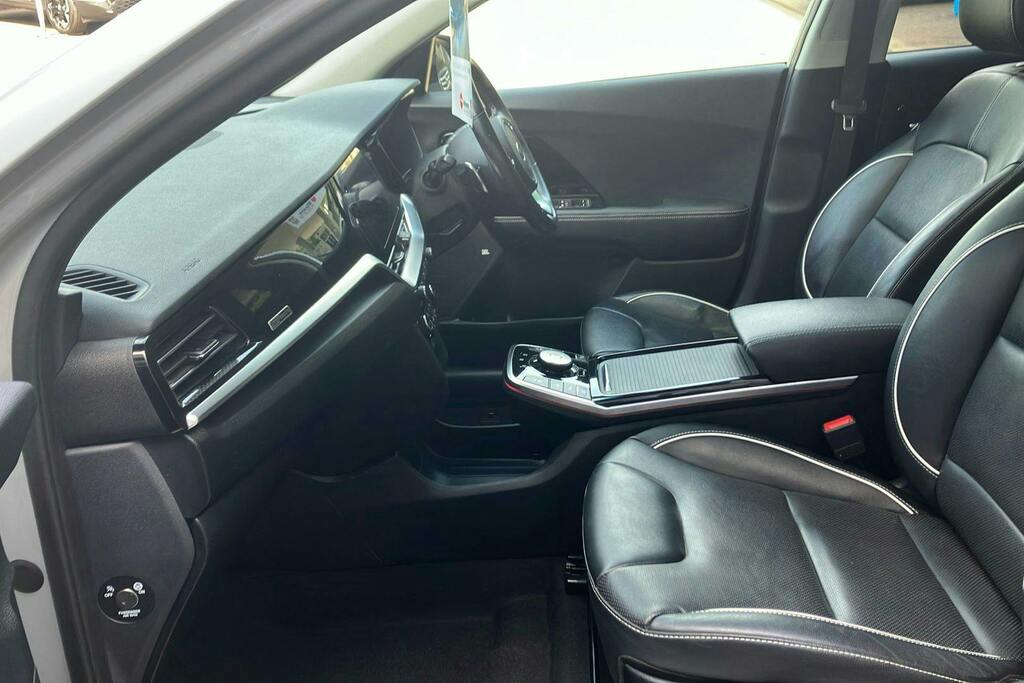 Kia e-Niro 64Kwh 4 Plus Suv Silver #3