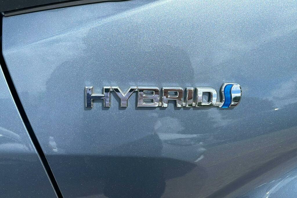 Toyota C-Hr Excel White #35