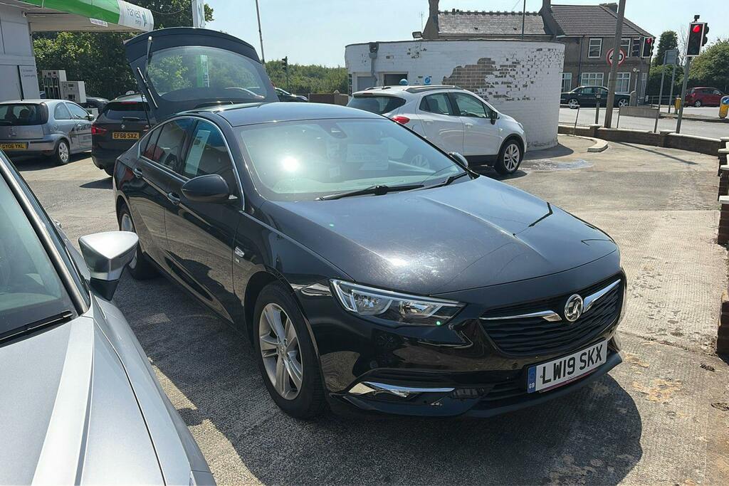 Vauxhall Insignia 1.5I Turbo Gpf Sri Grand Sport Black