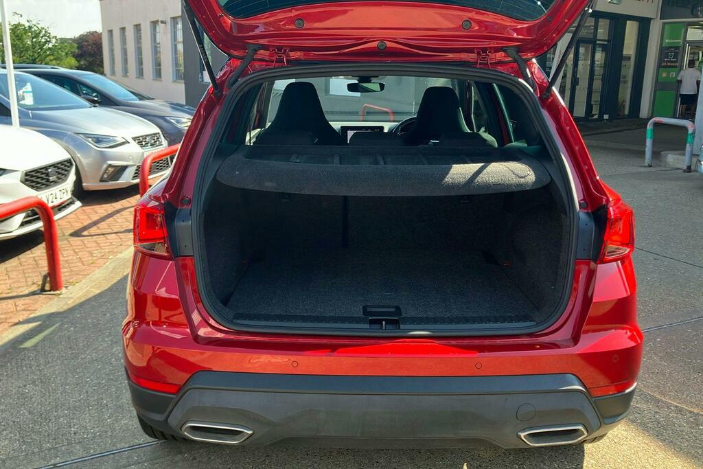 Seat Arona 1.0 Tsi 110 Xperience Lux Dsg Red #24