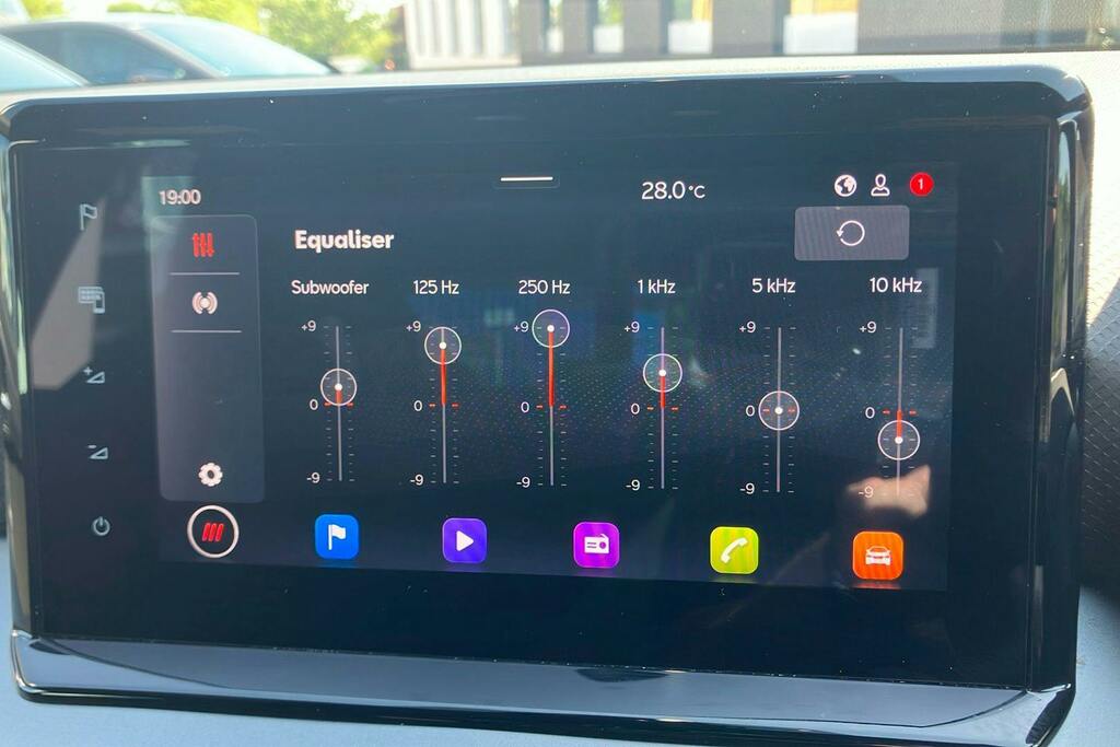 Seat Arona 1.0 Tsi 110 Xperience Lux Dsg Red #49