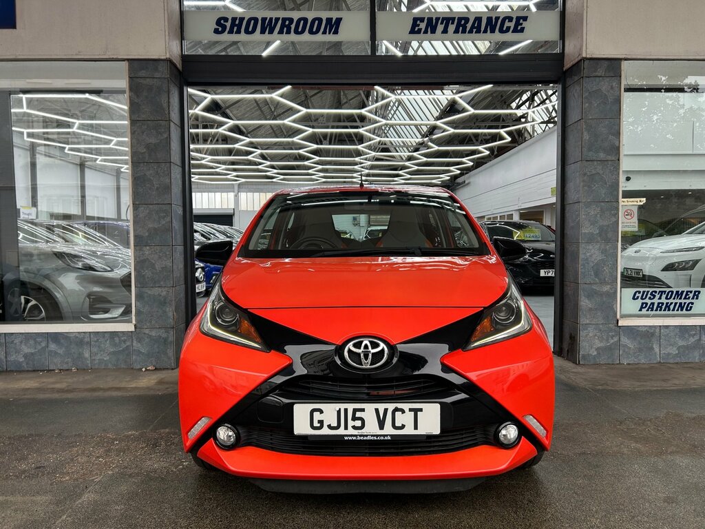 Toyota Aygo 1.0 Vvt-i X-cite Hatchback Euro 5 6 Orange