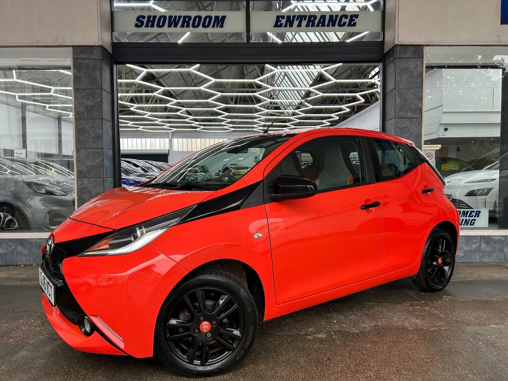 Toyota Aygo 1.0 Vvt-i X-cite Hatchback Euro 5 6 Orange #2