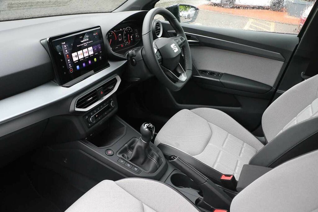 Seat Arona 1.0 Tsi 115 Fr Sport KN26UTS Black #2