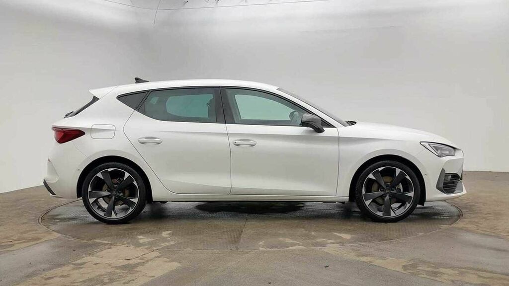 Cupra Leon 1.5 Tsi V1 White #4