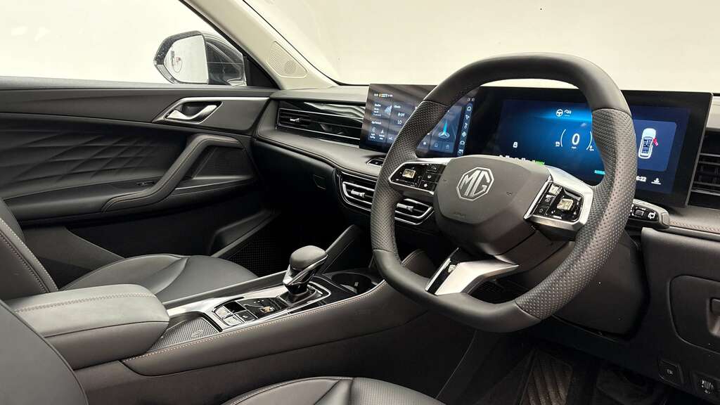 MG HS 1.5 T-gdi 24.7Kwh Trophy Suv Plug-in Hy Black #2