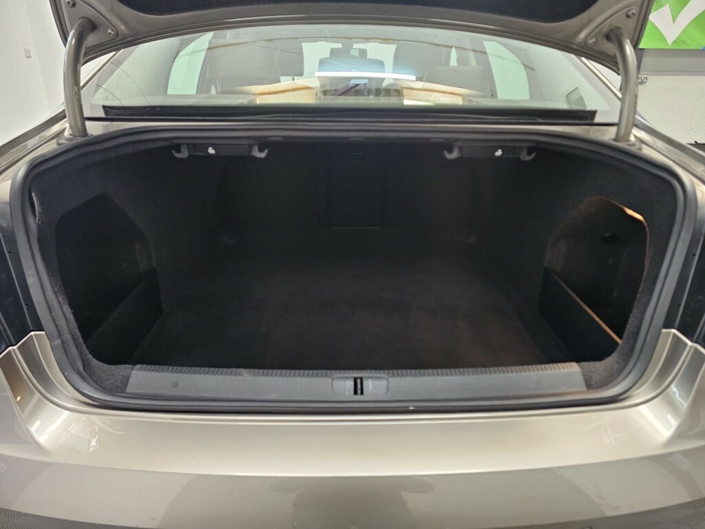 Volkswagen Passat Silver #51