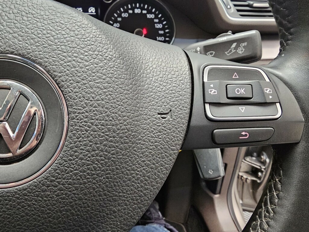 Volkswagen Passat Silver #40
