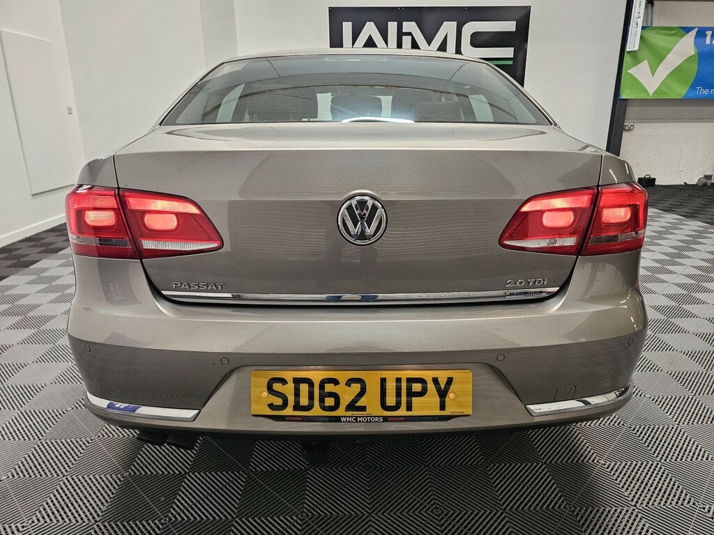 Volkswagen Passat Silver #32