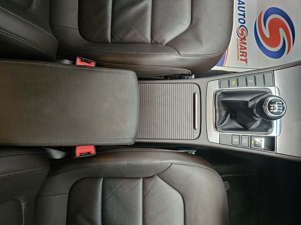 Volkswagen Passat Silver #19